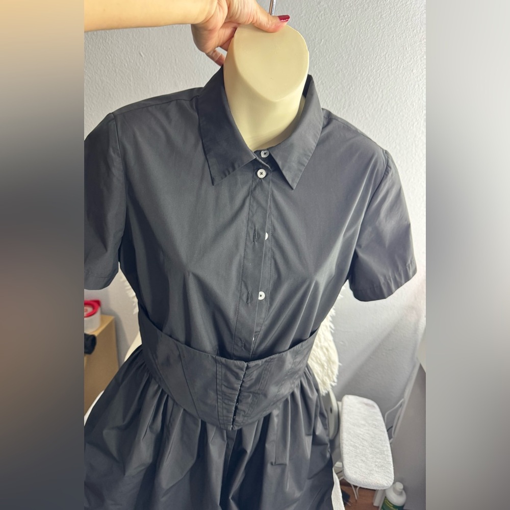 X REVOLVE SASKIA
MINI DRESS
Amanda Uprichard
Small - Picture 5 of 12